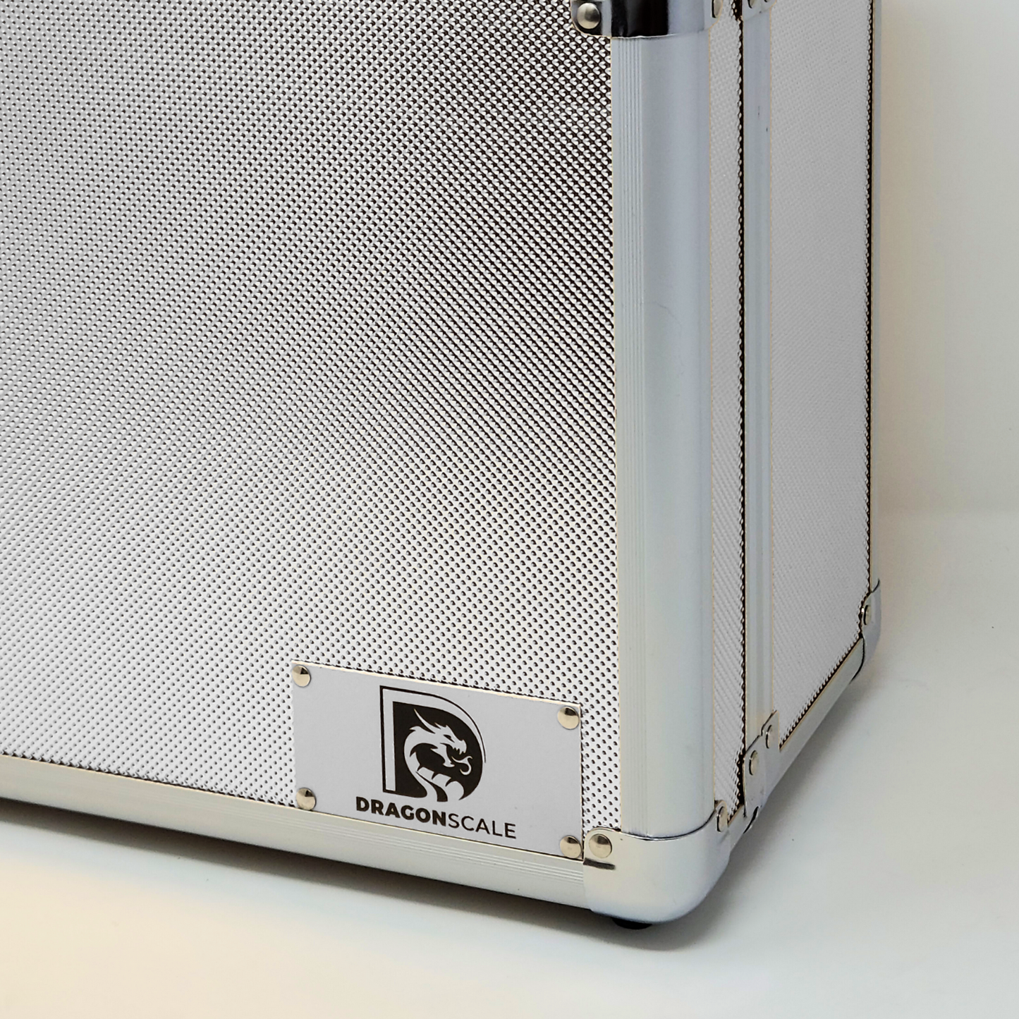 DRAGONSCALE XL-99 Compact Metal Slab Case (Silver)